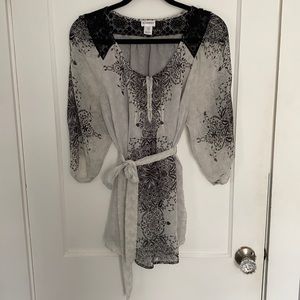 Like new Motherhood Maternity top M